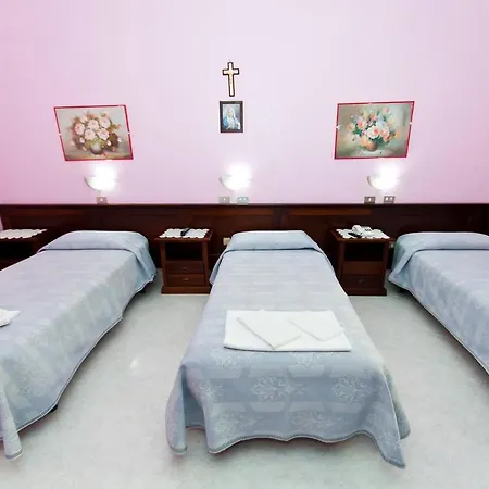 Bed and Breakfast Maria Cristina Brando 3*