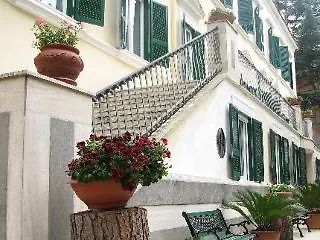 Maria Cristina Brando Bed and Breakfast 3*